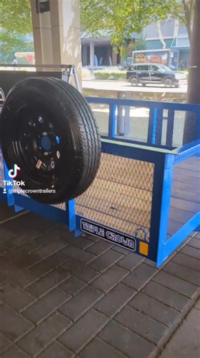 Check out this Triple Crown utility with 24" mesh sides! | Thor Trailers | Facebook