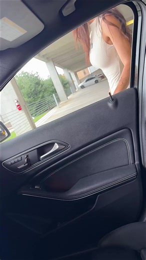 Are you ready to go? I am with that smile! Portrait photoshoot with the lovely Jala Sue! Sue