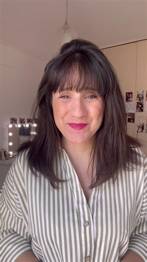 Η σειρά επεισοδίων «Ποια προϊόντα ομορφιάς κλέβω από την κόρη μου» συνεχίζεται και θέλω πολύ την συμμετοχή σας! Συμφωνείτε με τις επιλογές μου; Θα τις δοκιμάζατε … ❤️ Freezie από την @NYX Professional Makeup ❤️ Waterproof remover demaquillant από την @Sephora Greece … #momanddaughter #nyxprofessionalmakeup #sephoragreece