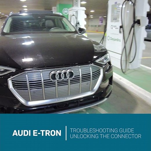 Removing the stuck connector – Audi Etron
