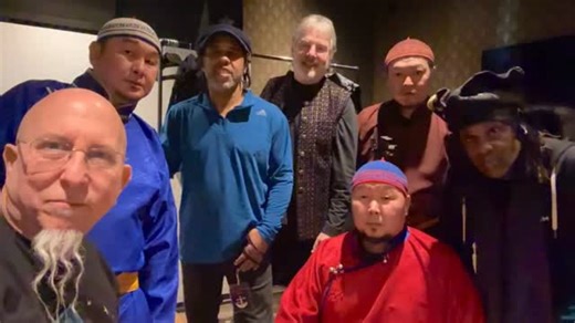 Our Flecktones tour with @alashensemble wraps up tonight in New Orleans. We’ve had an amazing time together and we’ve been lucky to run into a lot of friends at the shows. Happy Holidays! | Béla Fleck