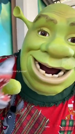 SCARY SHREK!!!!! #foryo #foryoupage #shrek | The Shark Puppet