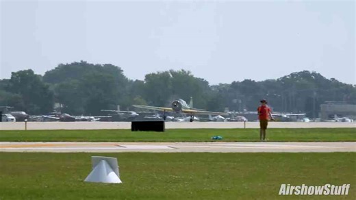 Why these arrivals and departures felt like controlled chaos