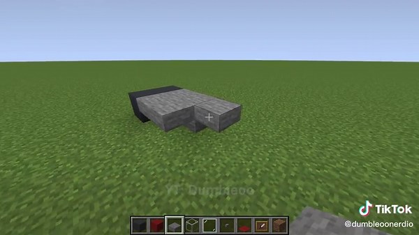 Building a Truck in Minecraft - Step-by-Step Guide
