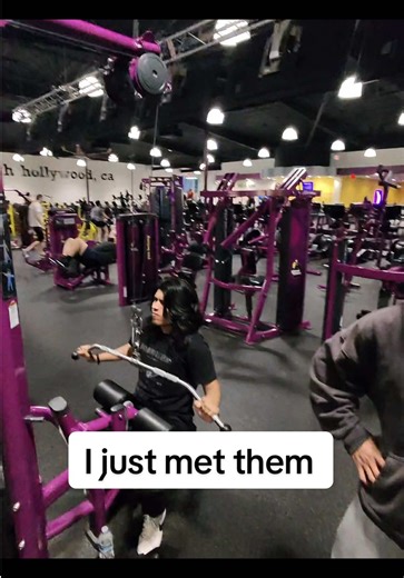 Dont focus on how much you can lift but your form #fyp #gymlife