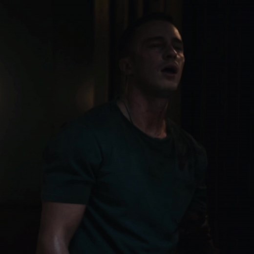 Hellraiser 2022: Drew Starkey's Epic Performance in Outer Banks