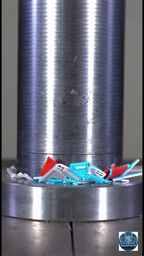 Toy House vs Hydraulic Press | Extreme Pressure Crushing Experiment #crushingthings #satisfyingvideo