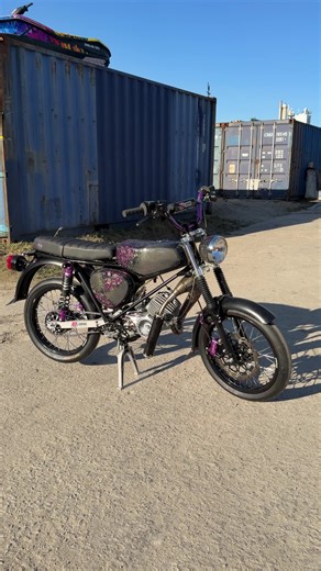 Die Sonne lacht: Endlich wieder Biker-Saison!