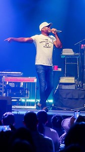 Relive when Darius Rucker took the stage at Hard Rock Tampa this past Sunday 🎤 🎶 #hardrocktampa | Seminole Hard Rock Hotel & Casino Tampa