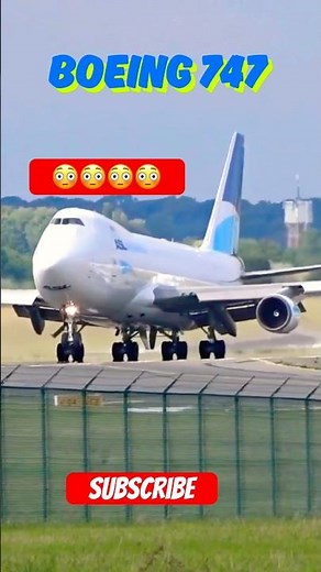 Boeing 747 Taking off