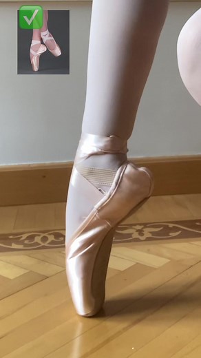 Unboxing New Pointe Shoes | Ballerina Nesma Mohib