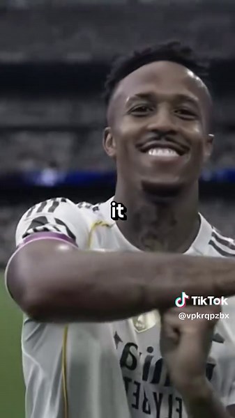 Engaging AskReddit Questions to Spark Conversation