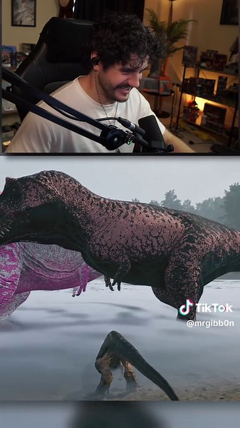 When Mom and Dad fail to protect but tried… @ItsRitaFoxx @rapidz_2002 #mrgibbon #funny #gaming #theisle #dino