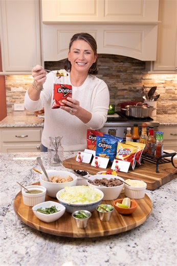 One week out from the Super Bowl and if you’re hosting, this is your sign. 🏈🌮 A Walking Taco Bar is one of my favorite game-day setups. It’s easy, customizable, low-stress, and lets everyone build exactly what they want without you being stuck in the kitchen. Set it up once, keep it warm, and enjoy the game with your guests. This is how you feed a crowd and still have fun doing it. | Chef Lauren Covas