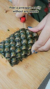 1.3M views · 5.2K reactions | How to peel pineapple  quickly without any hassle! . . . #tips #pineapple #hack #foodhacks | viyofoood | Facebook