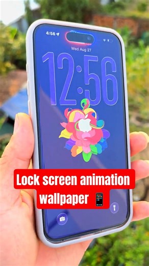Lock screen animation on iPhone #iPhone17ProMax #OneUI8 #iOS26 #Lockscreen #Wallpapers #Themes
