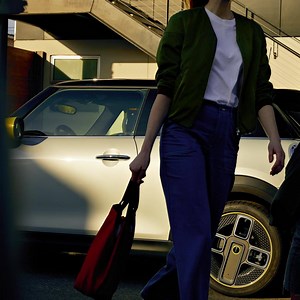 83 reactions · 7 comments | #MINIElectric Chargée avec style... et passion ! | MINI | Facebook