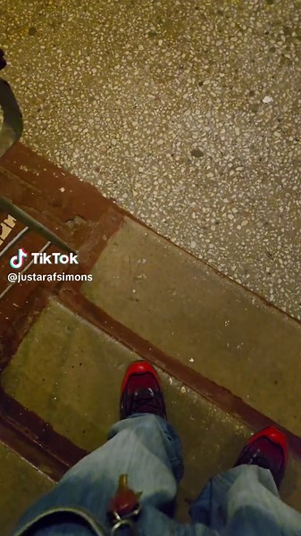 Exploring Raf Simons in Chinese Fashion