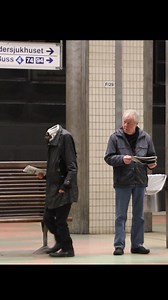 17M views · 165K reactions | Headless man #prank | Julien Magic | Facebook