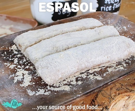 Espasol is a hearty and healthy snack that only needs four basic ingredients, glutinous rice flour, coconut milk, sugar and salt. Try this easy Espasol recipe now! Full recipe at https://www.foxyfolksy.com/espasol-recipe/ | Foxy Folksy - Modern Filipino Kitchen