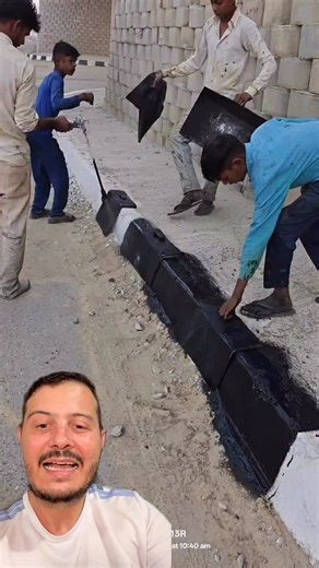 Eng Civil Adriano Vanjura | Engenheiro | Engenharia on Instagram: "Técnica para pintar meio fio da Índia"