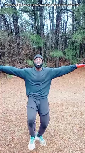 #foryou #hiphop #workout #fitness #exercise Reaching high Knees Scarecrow High Knees downward jab hiit bodyweight workouts plyometric workouts calisthenics full body workouts mobility workouts luniz 🔥 I love Hip hop music ♥️ follow me on tiktok:soulbrother1000 Instagram:soulbrother1000official🗣️