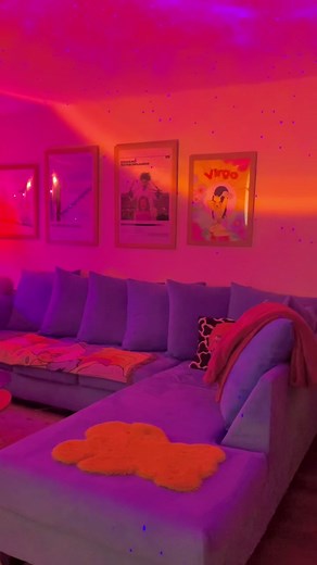 Stunning House Interior Decor with Multi-Head Sunset Lamp