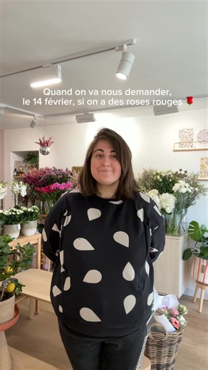 Manuka - Fleuriste Bretagne on Instagram: "Pas de roses rouges à la Saint-Valentin chez nous 🌹 La rose rouge n’étant pas de saison en février et très énergivore pour la planète nous avons fait le choix de ne pas en vendre depuis l’ouverture du magasin À la place, on met à l’honneur de belles fleurs de saison : renoncules, anémones, mimosa, pleins de couleurs et de jolis bouquets à vous proposer 💐 Et pour les inconditionnels des roses rouges, on a quand même pensé à vous 😉 Nous avons prévu le