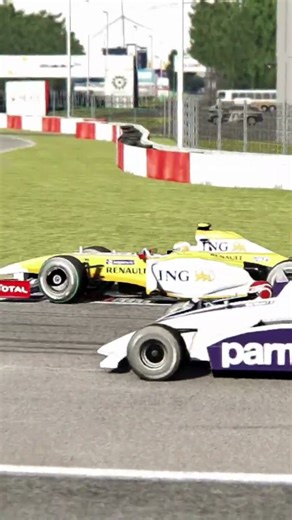 Piquet Jr camara onboard persiguiendo a Piquet.