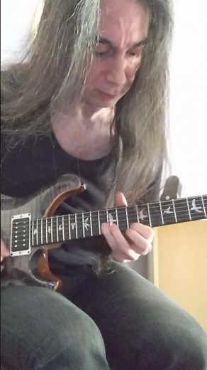 In the style of Paul Gilbert lick (approved by Pelagea ASMR)