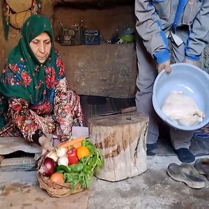 5K views · 36 reactions | A flavorful Persian feast! Tender chicken paired with fragrant saffron-infused rice and tangy barberries, cooked the traditional way in the heart of the village. A true taste of Iran! #PersianFood #BarberryRice #IranianCuisine #VillageCooking #TraditionalFlavors | Melaine | Facebook