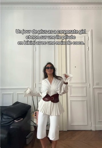 Je vais finir par répondre aux dms des sugar daddies #corporatelife #ootd #outfitidea #corporategirlies #girls