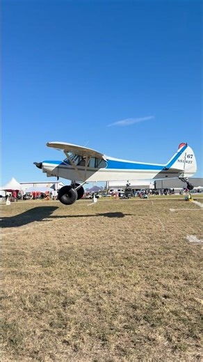 Piper Super Cub landing at the ‪@NationalSTOL‬inals. Pilot: ​⁠David Warren #SuperCub #STOL