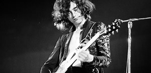 ジミー・ペイジ、レッド・ツェッペリン時代の超絶ギタープレイ15選 | Rolling Stone Japan(ローリングストーン ジャパン）