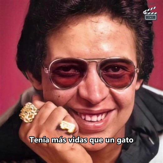 La historia detrás del cantante, Hector Lavoe y su trágica vida Héctor Lavoe no solo dejó una huella imborrable en la música salsa, sino que también se convirtió en un símbolo de la complejidad de la vida humana. Su historia es un recordatorio de cómo el talento y la creatividad pueden coexistir con la angustia y el sufrimiento. A través de sus canciones, Lavoe expresó su dolor y sus alegrías, tocando los corazones de quienes lo escucharon. Su estilo vocal único y su habilidad para transmitir em