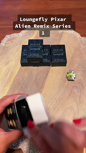 Alien Remix #disney #hottopic #boxlunch #disneypins #pixar #pintrading #pins #unboxing #blindpins #mysterypins #blindbox #foryoupage #pincollection