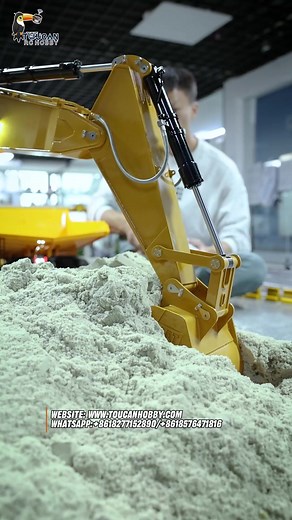 73K views · 897 reactions | All you need to operate is a remote control for a 59kg 1/14 hydraulic RC metal excavator 6015B! #RCmodel #RCworld #RClife #RClover #RCcommunity #RCtoys #RC #Excavator #Toucanhobby | Toucan RC Hobby | Facebook