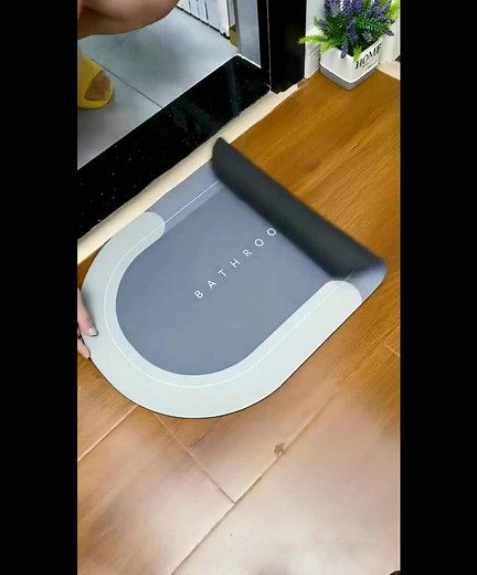 Bath Mat Water Absorbent Non-Slip, Water Absorbent Bath Carpet For Bathroom