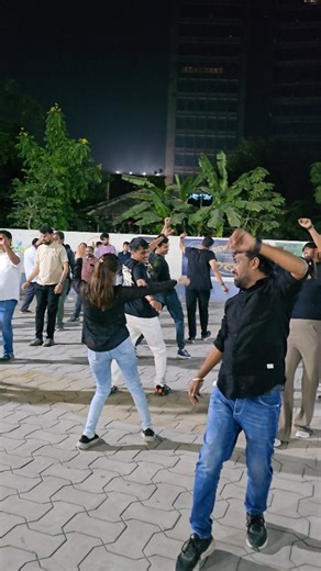 Dev Garba Classes on Instagram: "6 step dodhi 💥 . . @devgarbaclasses . . #garba #dandiya #garbanight #trending #viral"