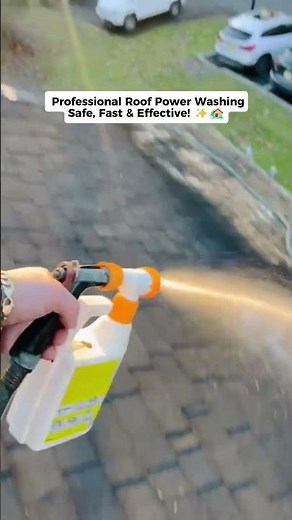 Roof Power Washing – Restore Your Roof Like New! 🏡✨