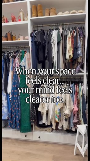Lifestyle Management Co | Personal Assistant on Instagram: "When your space feels clear, your mind feels clear too — and the same is true for kids. 💛 Organization isn’t about perfection. It’s about support. A tidy drop zone helps mornings run smoother. A simple closet system makes decisions easier. A clear room helps them feel calmer, more confident, and less overwhelmed. Your environment supports your energy — and theirs too. If home feels heavy right now, you’re not failing… you’re carrying t