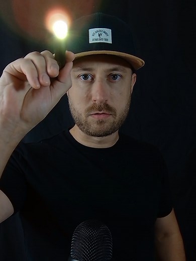 Alexoplex ASMR (@alexoplexasmr_real) - ASMR Flashlight Visual Triggers | Calming Light Therapy