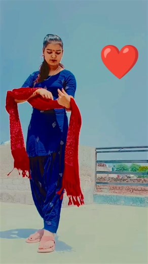 Panna ki tamanna hai❤🎶#shortfeed#youtubeshorts#trendingreels#trendingsong#priyakanwatrj#shortvideo