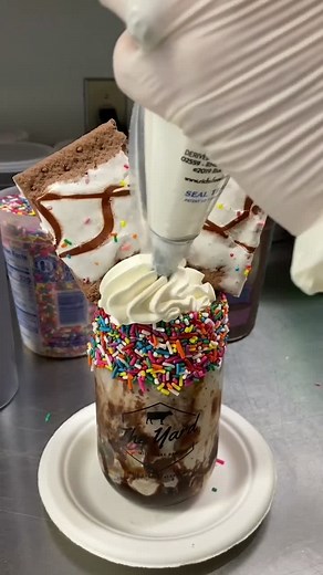 Delicious Freakshake Compilation | The Yard Milkshake Bar