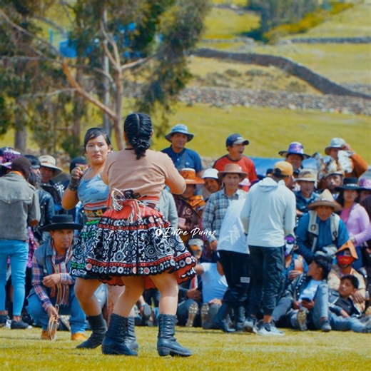 5.1K views · 27 reactions | Takanakuy de mujeres poder a poder CON UN FINAL inesperado pero feliz | Entre Puños Perú | Facebook
