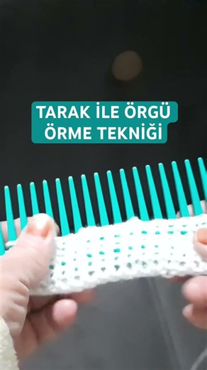 KNITTING TECHNIQUE WITH A COMB