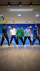 To Cheez Badi Hai Masth Masth ……🕺🏻🕺🏻 Do share ur love and support 🤝❤️ Do follow and support: @impraveen_uniq #dance #reelsinstagram #reels #trend #viral #instagram #reelitfeelit #instagood #hindi #music #oldsongs #oldisgold #mood #akshaykumar #bollywood | Praveen M