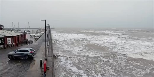Bridlington Coastguard is urging the public to take extra care during periods of poor weather, particularly along the seafront and promenades. Strong winds and high tides can lead to powerful wave overtopping, which can be extremely dangerous. Waves may appear manageable but can suddenly surge, sweeping people off their feet and pulling them into the sea. A spokesperson for Bridlington Coastguard said: “We strongly advise members of the public to keep well back from the shoreline, sea walls, and