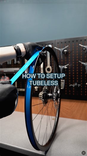 🚴‍♂️ How to Set Up Tubeless Tyres 💫 To setup tubeless, you’ll need: tubeless tape, tubeless valves, tubeless sealant, and a tubeless-compatible tyre. Step-by-step: 1. Clean the rim thoroughly. Start taping two spoke holes away from the valve hole. 2. Apply the tape under tension for a strong seal, avoiding air bubbles. Overlap two spokes past the valve hole. 3. Cut the tape diagonally and press it down securely. Check it’s firmly stuck all the way around the rim. 4. Pierce the valve hole and f
