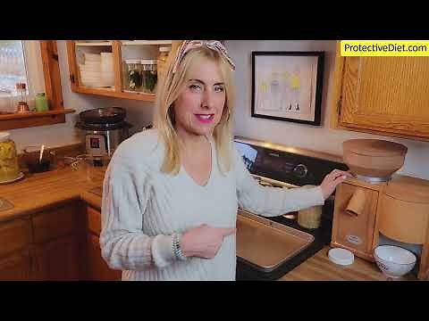 Rolling Oat Groats with a Gain Flaker